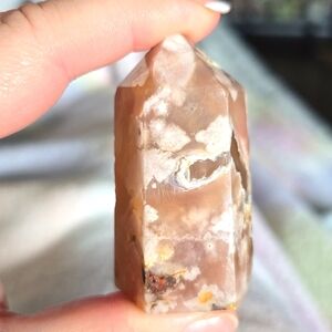 Flower agate tower! 🩷🤍